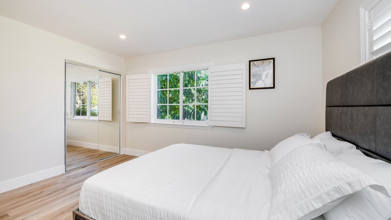 Photo of Bedroom in Northridge
