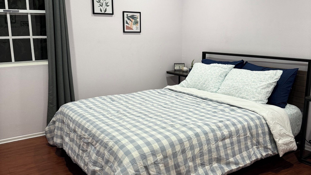 Photo of Bedroom in El Monte