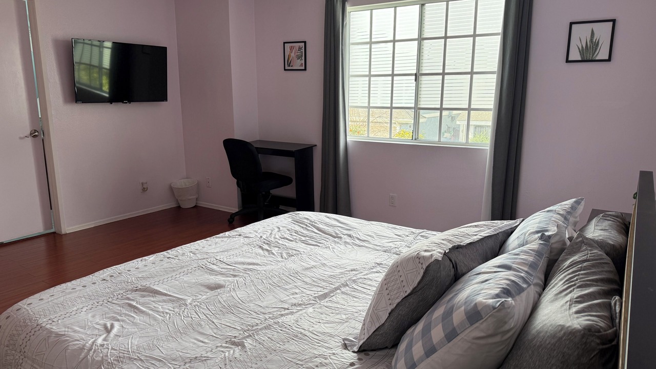 Photo of Bedroom in El Monte