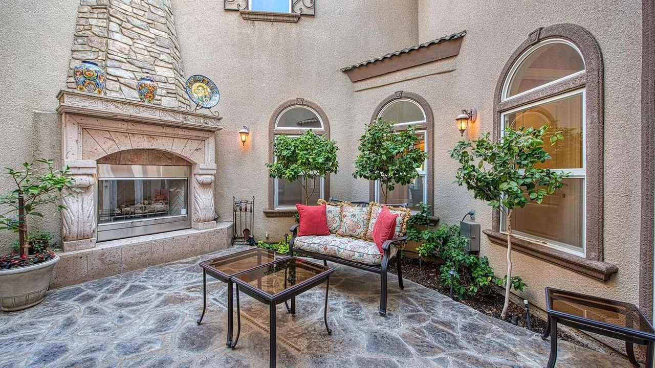 Photo of Patio Balcony in Kingsburg