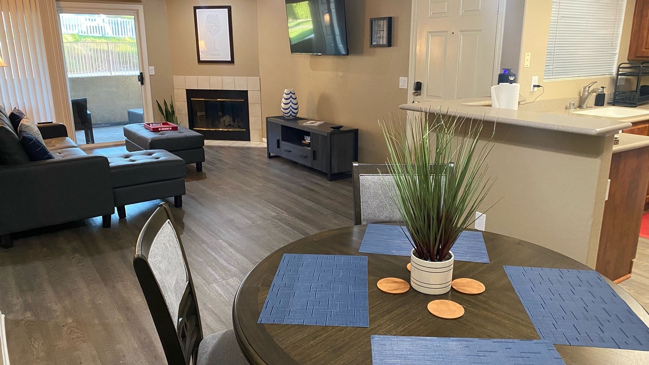 Photo of Livingroom in Temecula