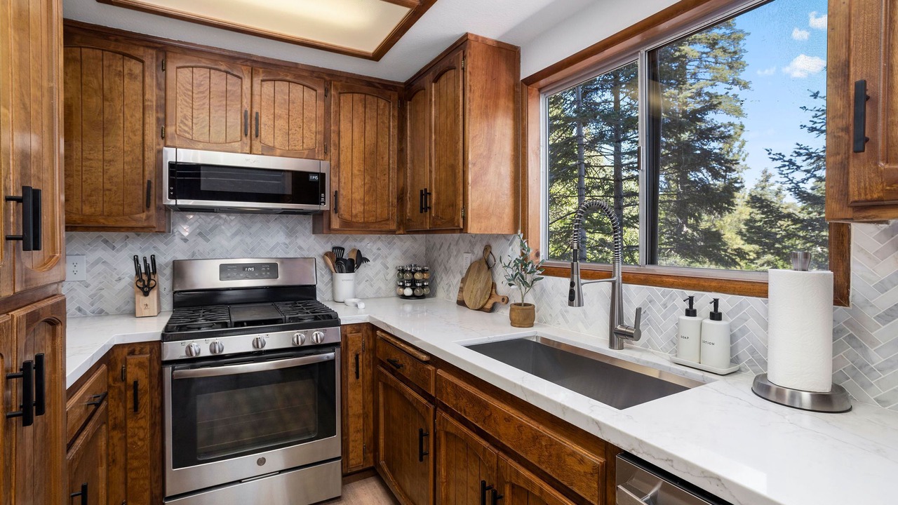 Photo of Kitchen in Blue Jay