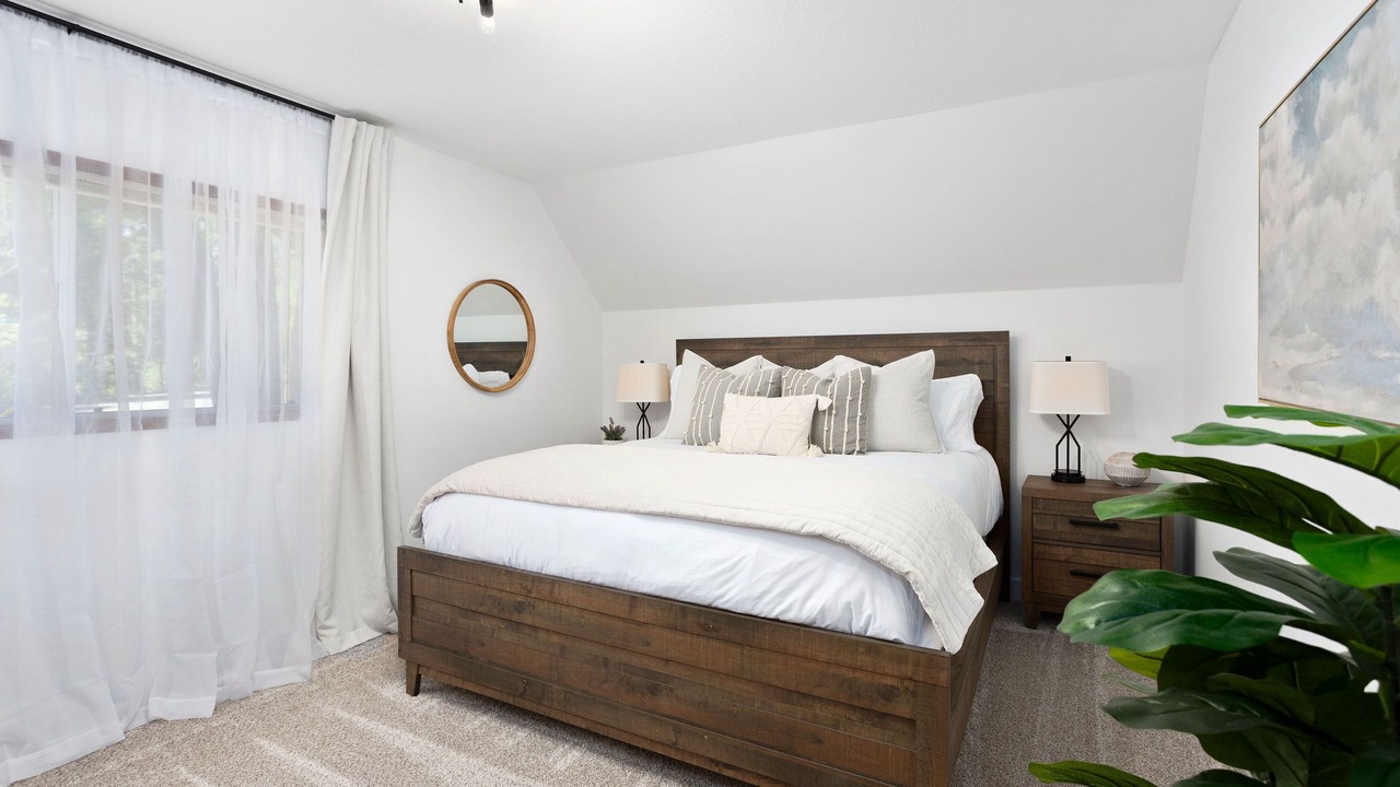 Photo of Bedroom in Blue Jay