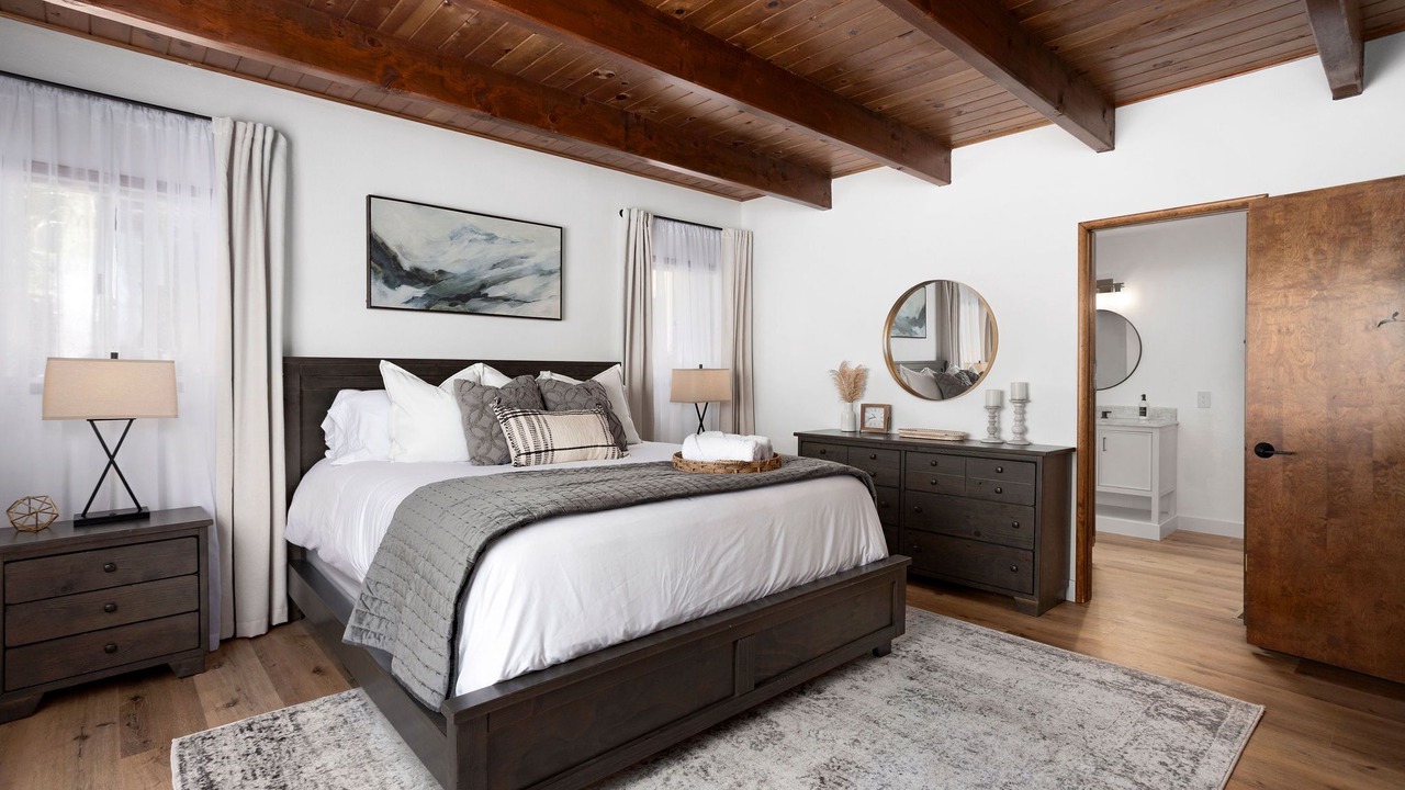 Photo of Bedroom in Blue Jay