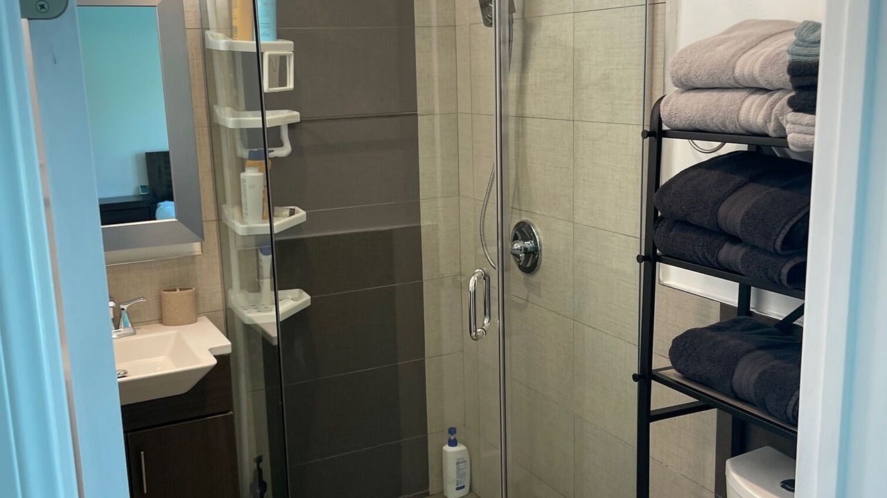 Photo of Bathroom in Panorama City