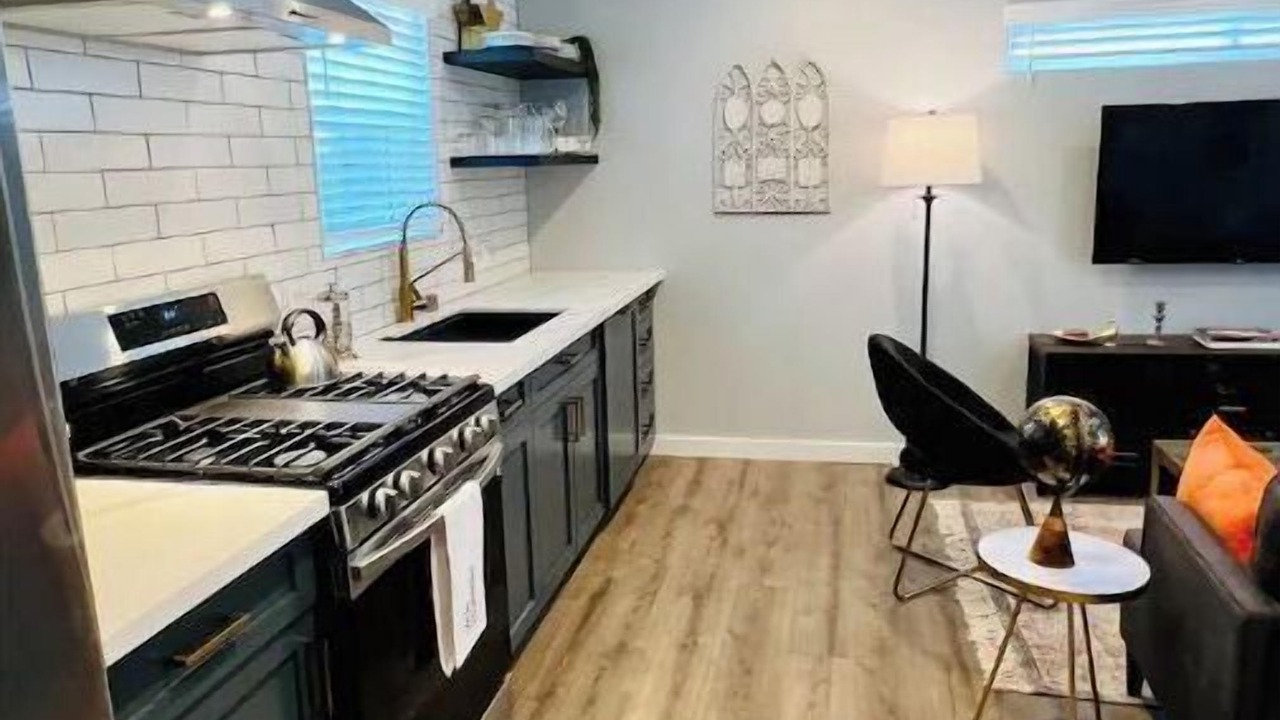 Photo of Kitchen in East Pasadena