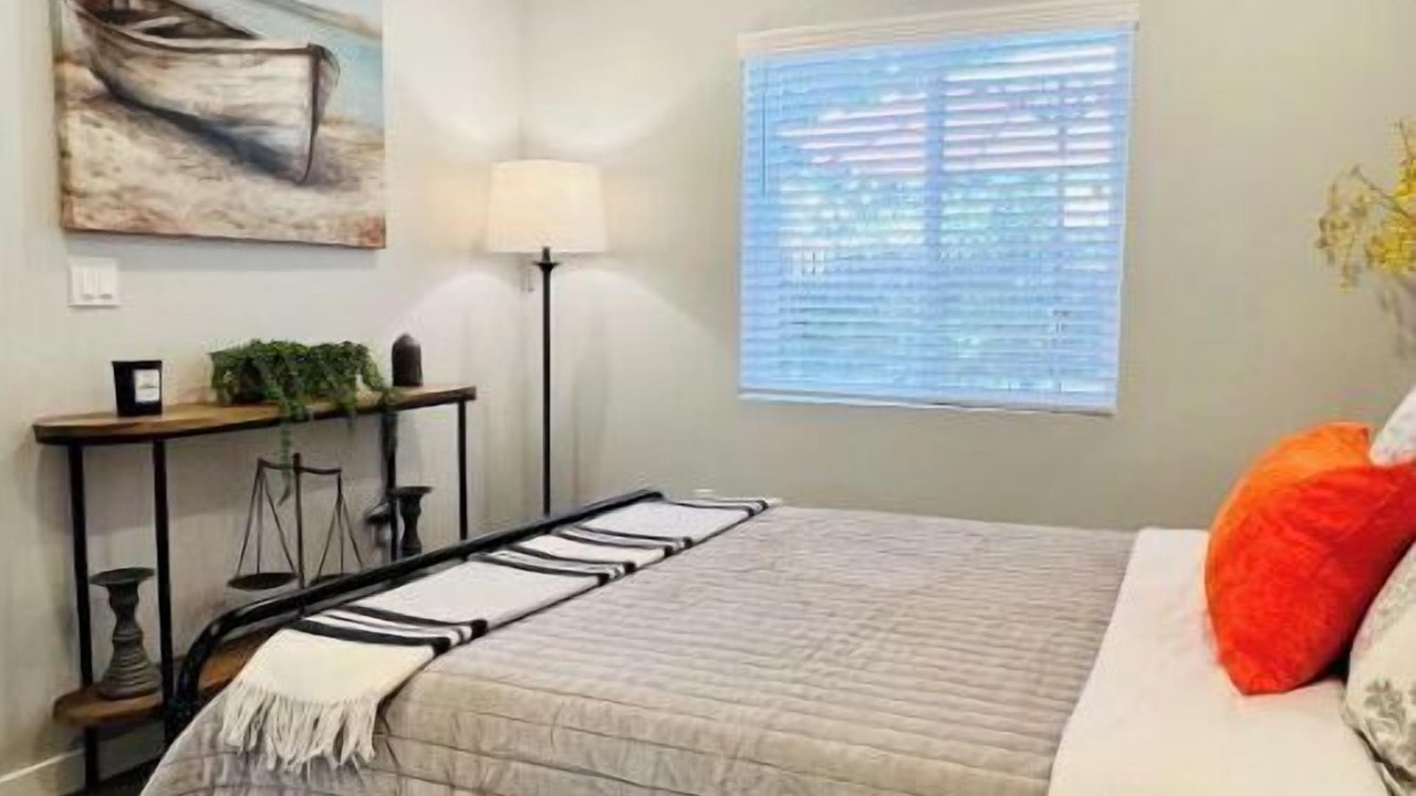 Photo of Bedroom in East Pasadena