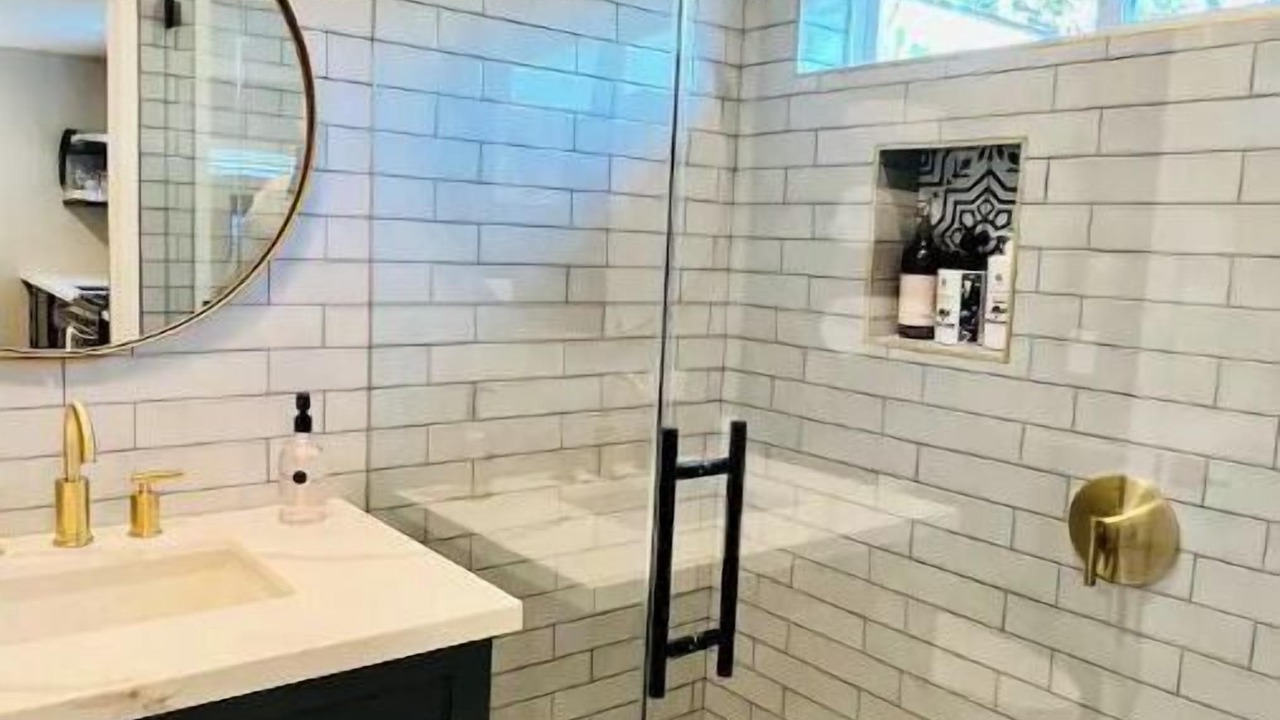 Photo of Bathroom in East Pasadena