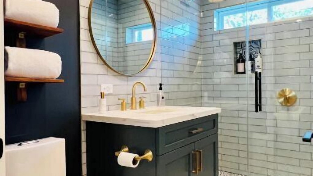 Photo of Bathroom in East Pasadena