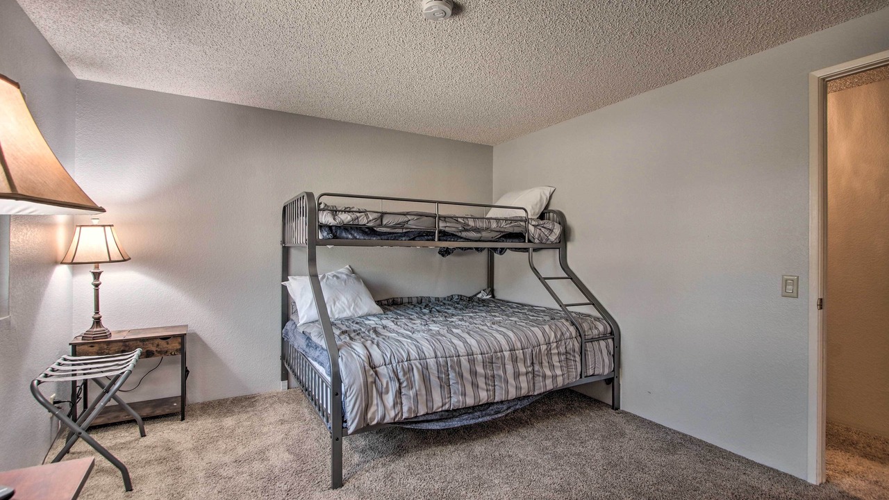 Photo of Bedroom in Wofford Heights