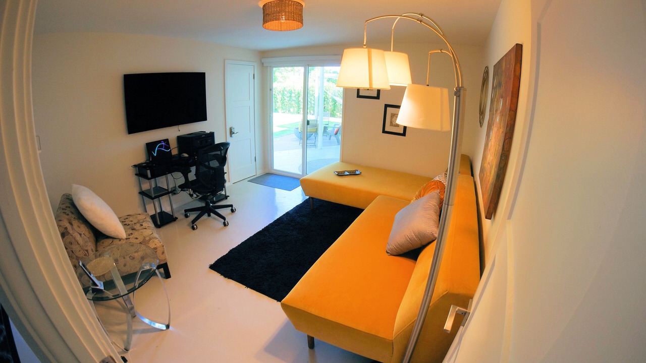 Photo of Livingroom in Cathedral City Cove