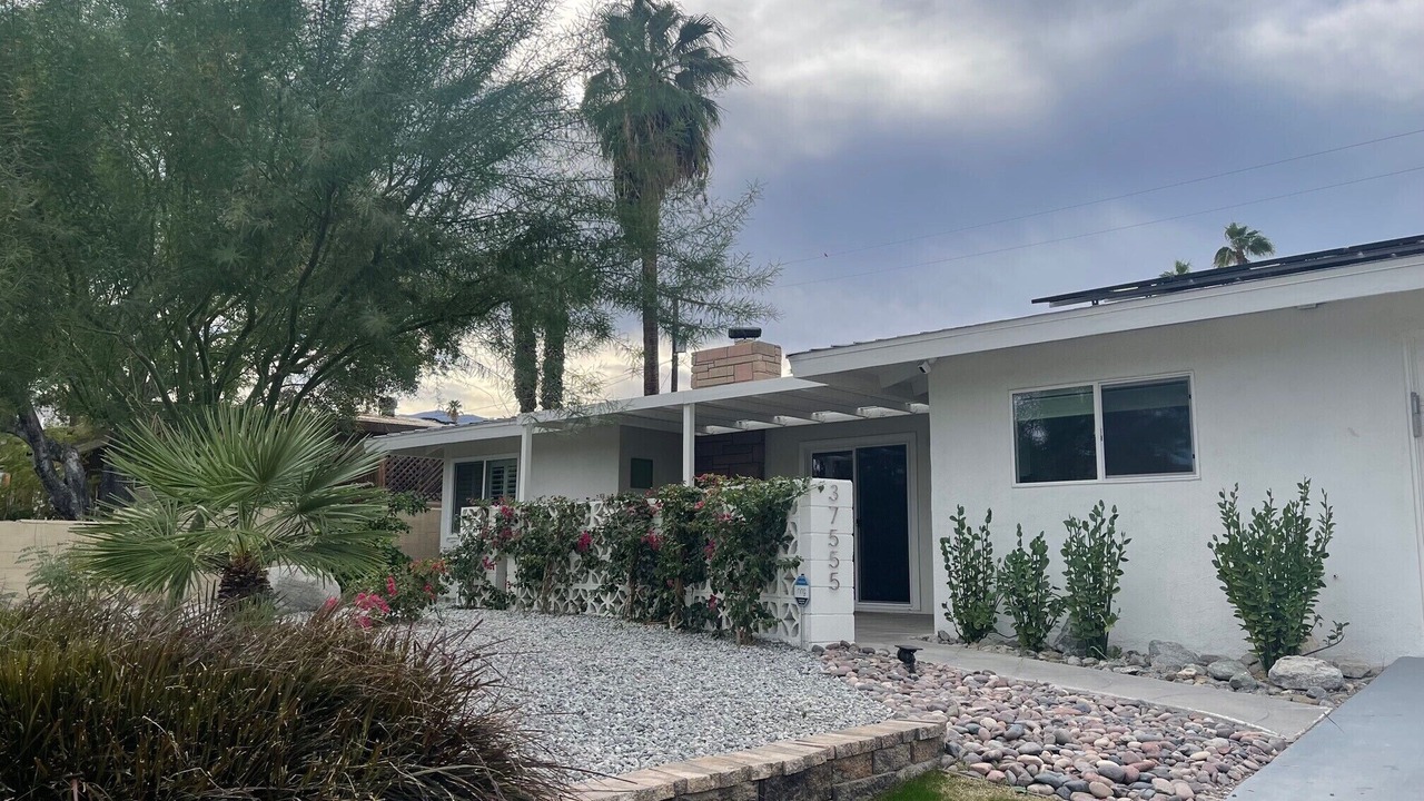 Photo of Outdoor in Cathedral City Cove