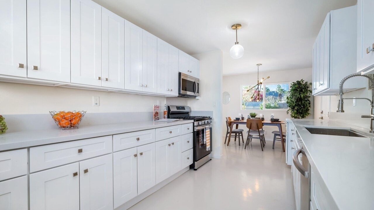Photo of Kitchen in Cathedral City Cove