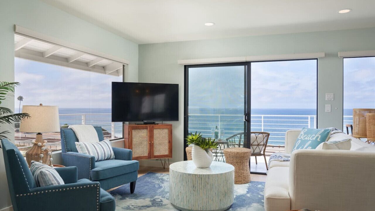 Photo of Bedroom in Cardiff-by-the-Sea