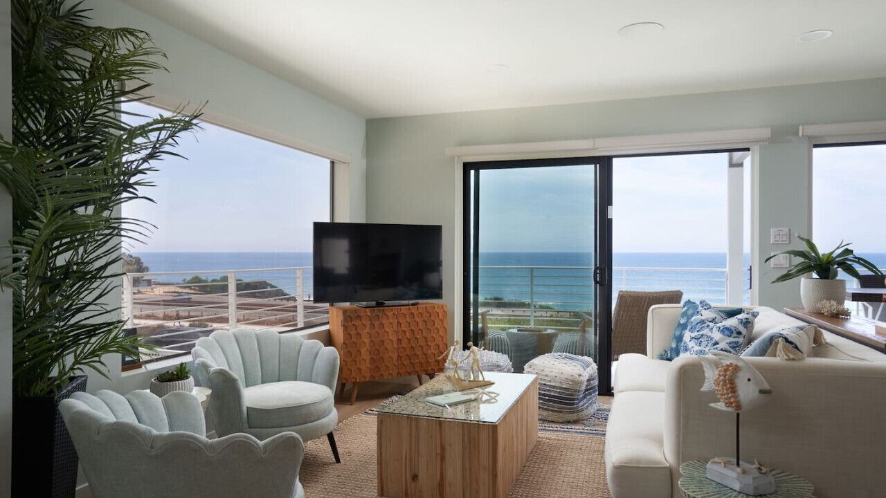 Photo of Bedroom in Cardiff-by-the-Sea