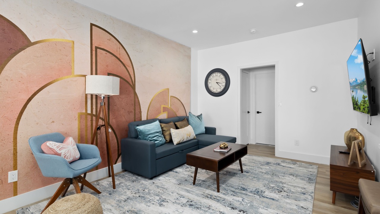 Photo of Livingroom in North Central