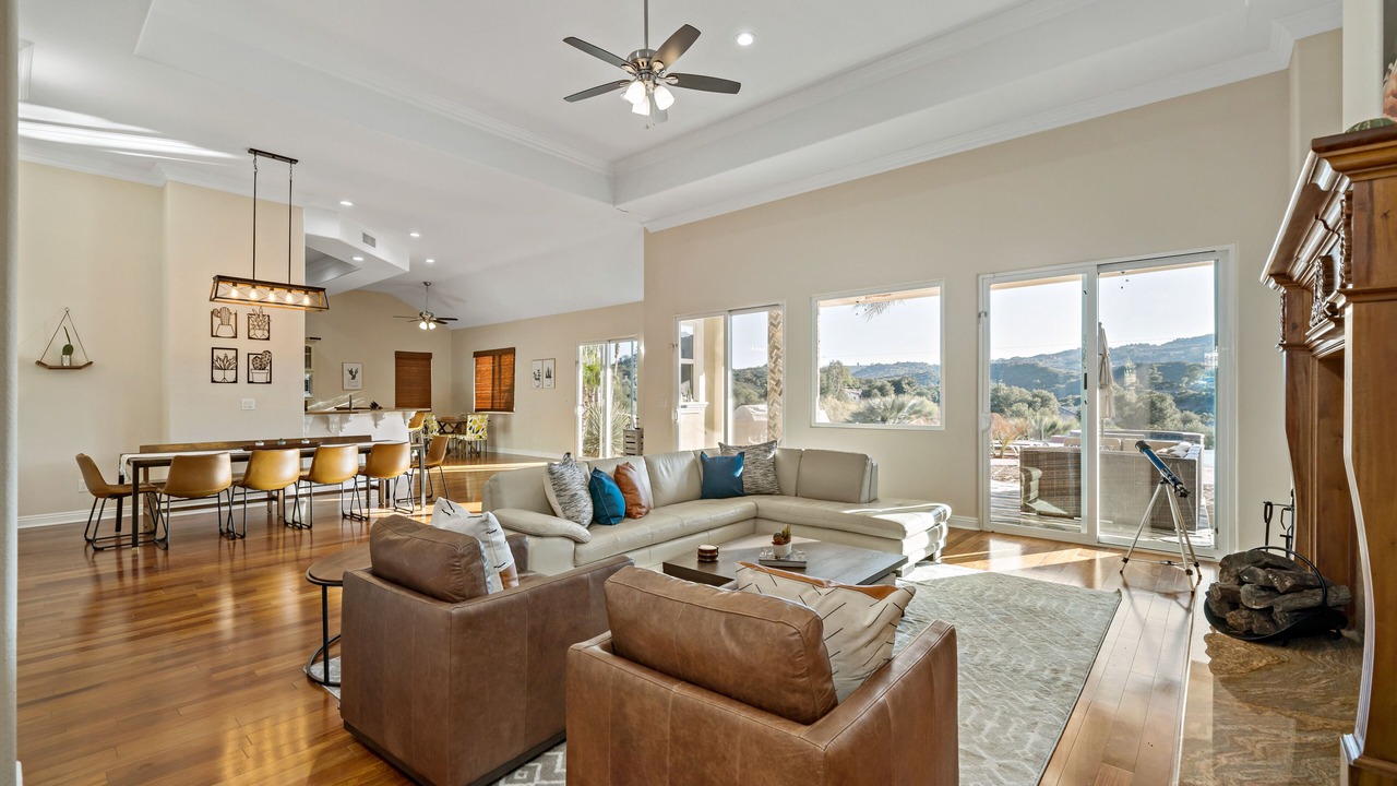 Photo of Livingroom in Murrieta