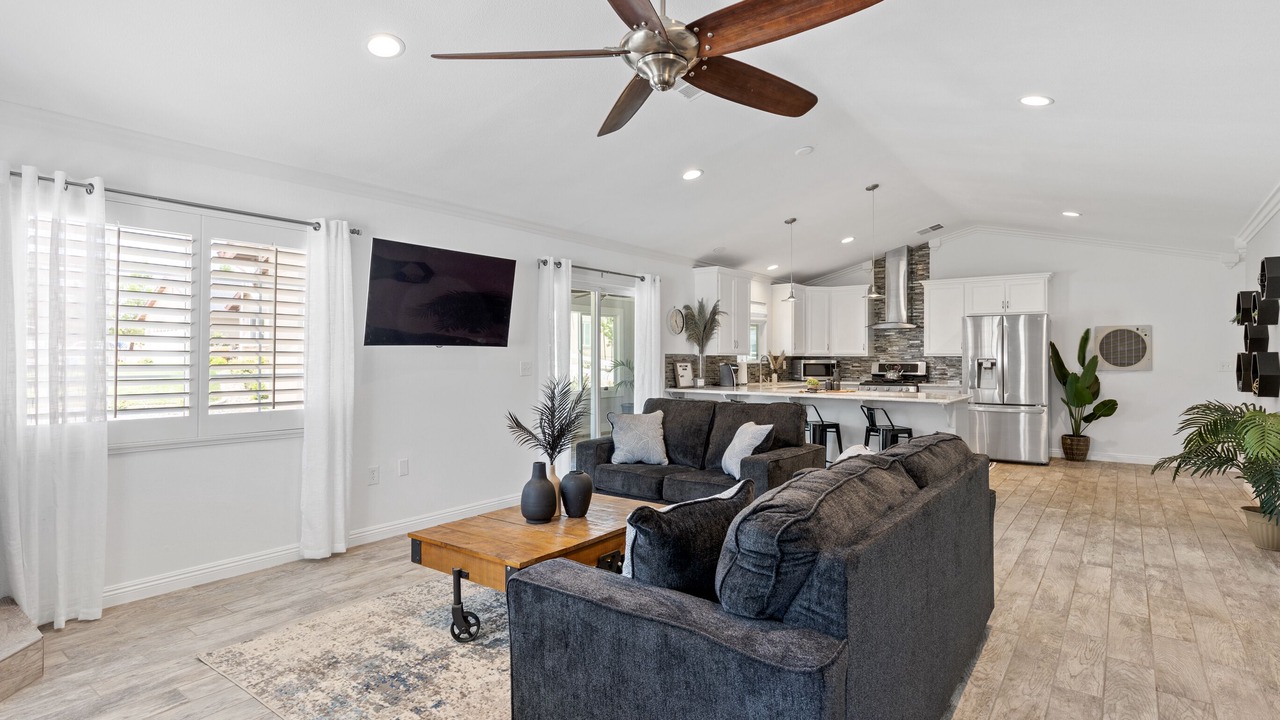 Photo of Livingroom in Tehachapi