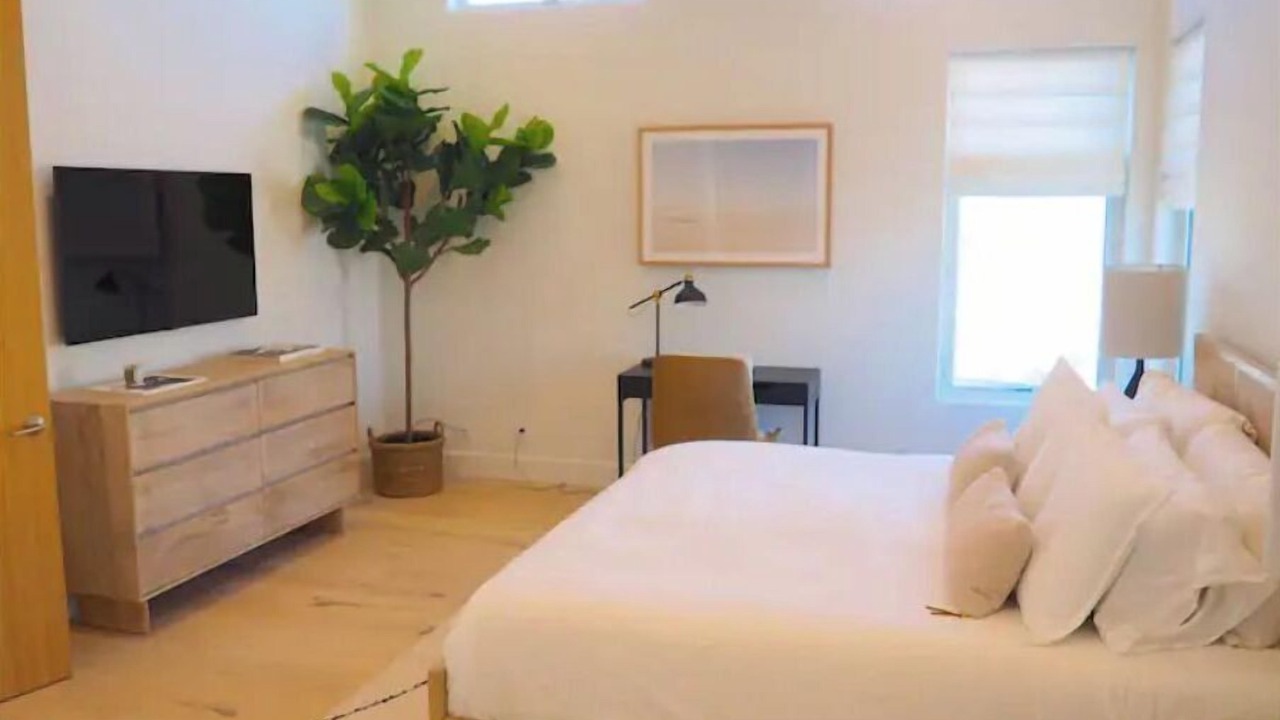 Photo of Bedroom in Pierpont Bay