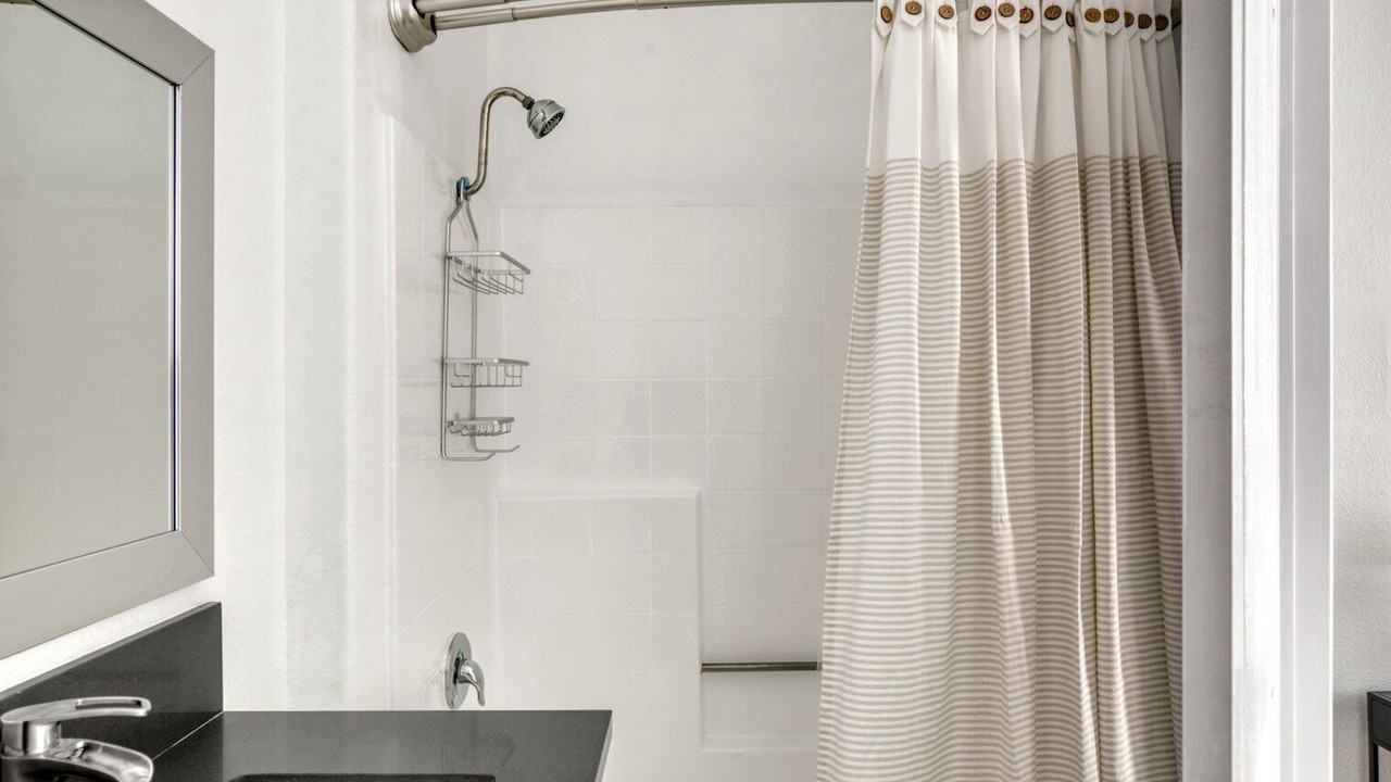 Photo of Bathroom in Beverly Grove