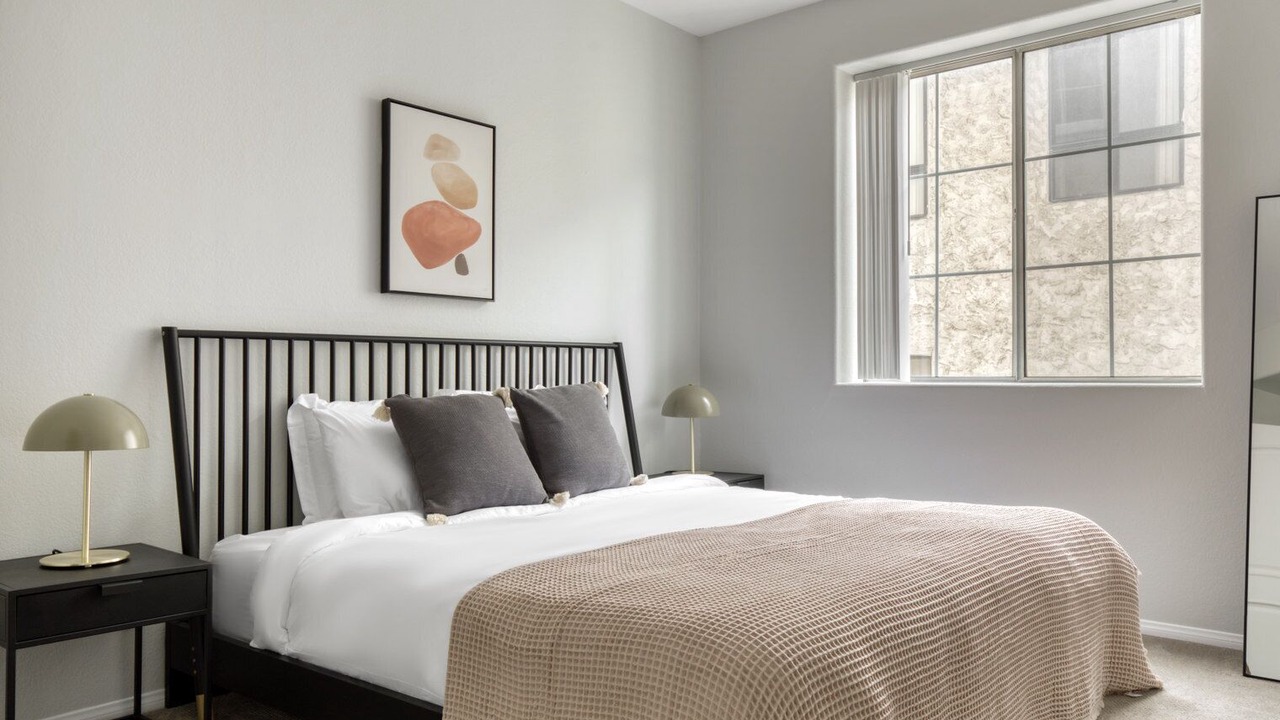 Photo of Bedroom in Beverly Grove