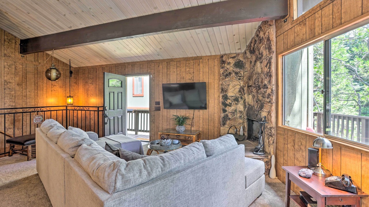 Photo of Bedroom in Arrowhead Villas