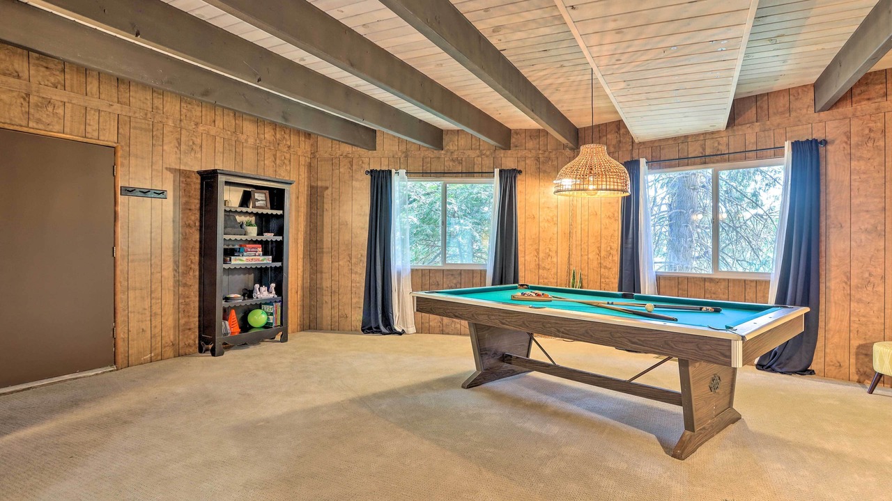 Photo of Bedroom in Arrowhead Villas