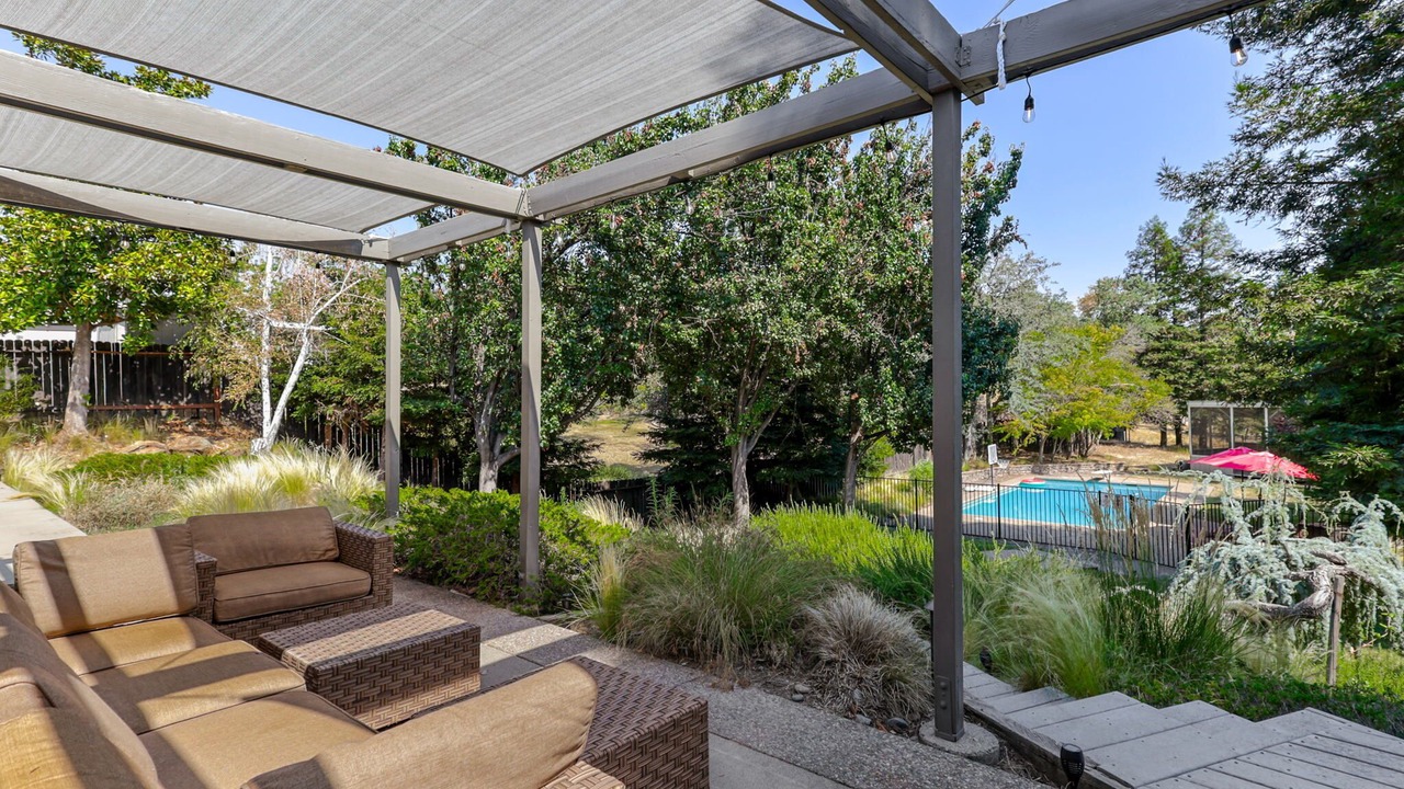 Photo of Patio Balcony in Redding