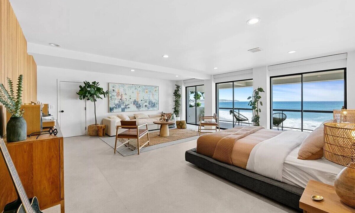 Photo of Bedroom in Western Malibu