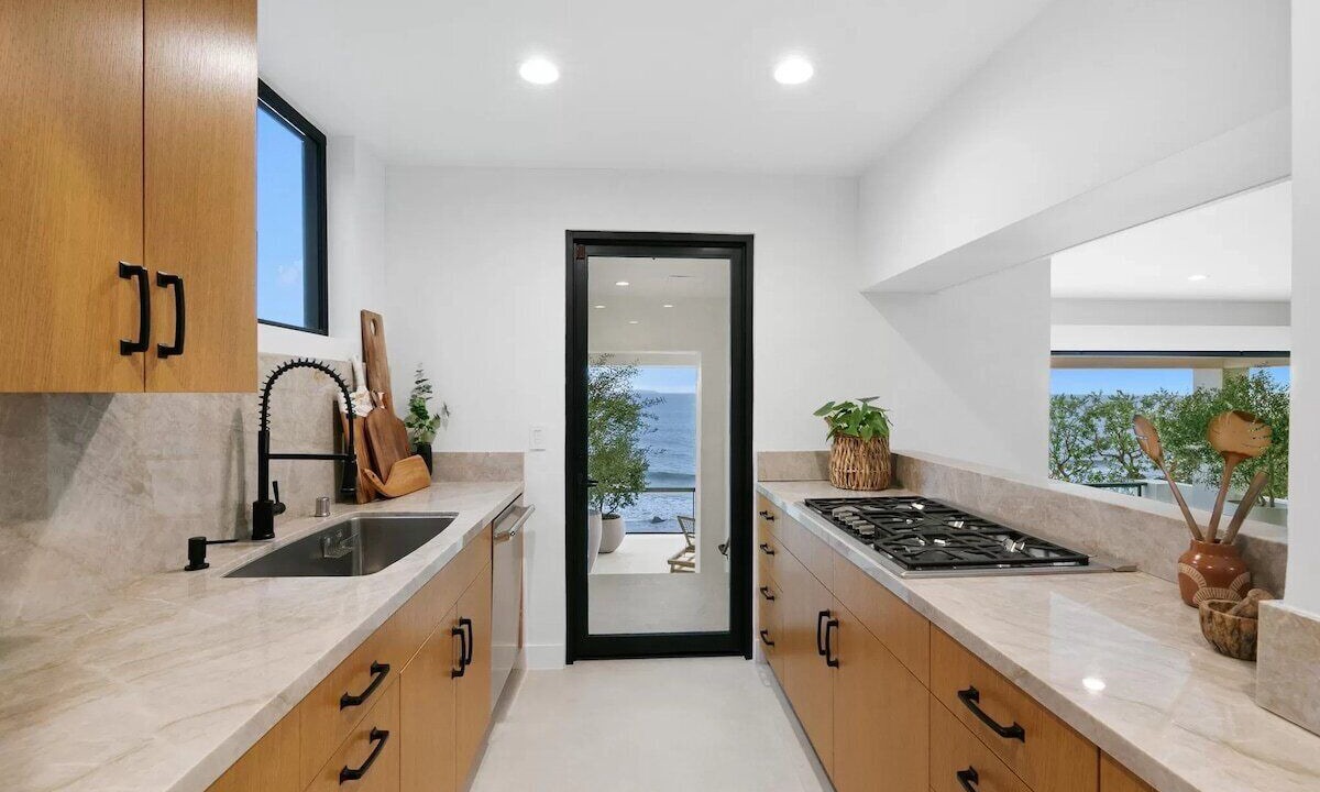 Photo of Kitchen in Western Malibu