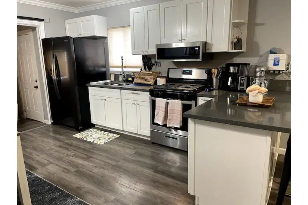Photo of Kitchen in Anaheim Colony Historic District