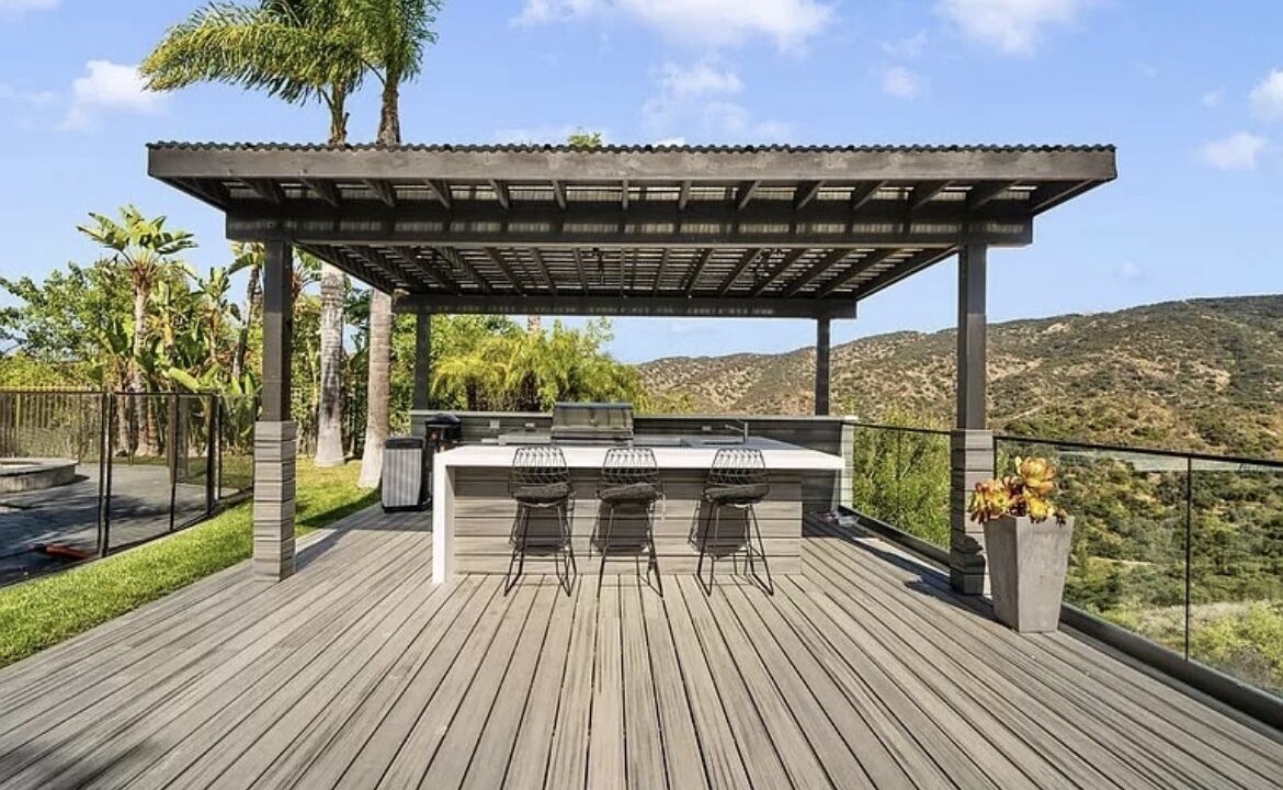 Photo of Patio Balcony in Los Angeles