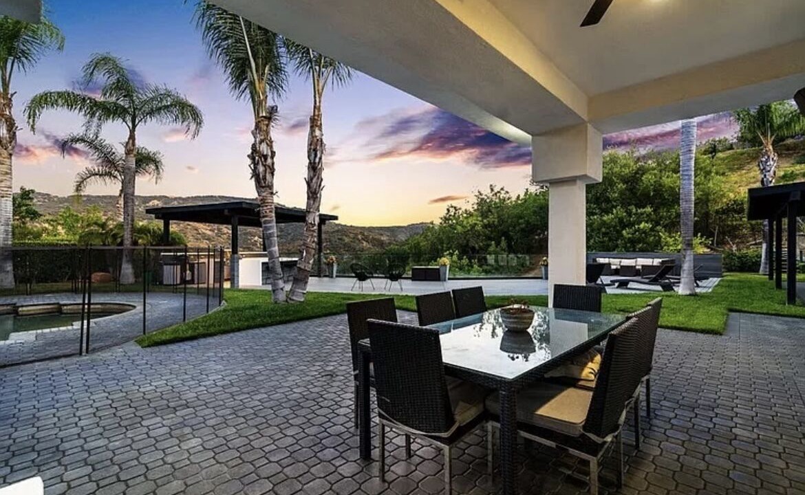 Photo of Outdoor in Los Angeles