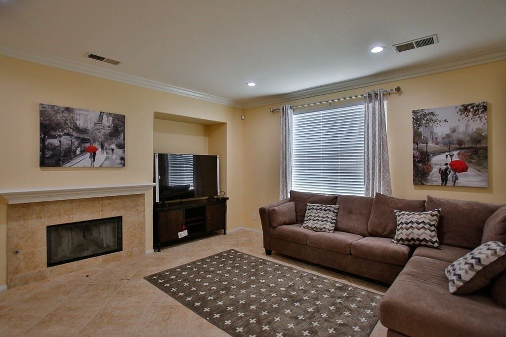 Photo of Livingroom in Eastvale