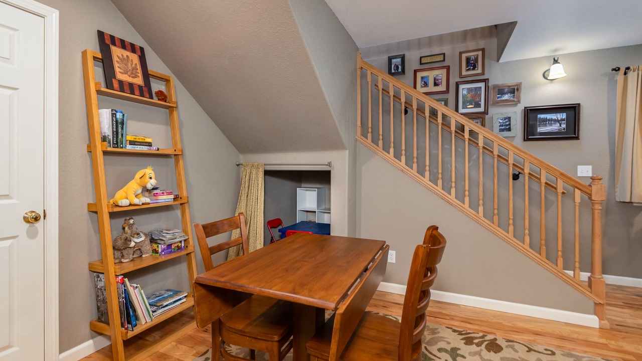 Photo of Bedroom in Glencoe