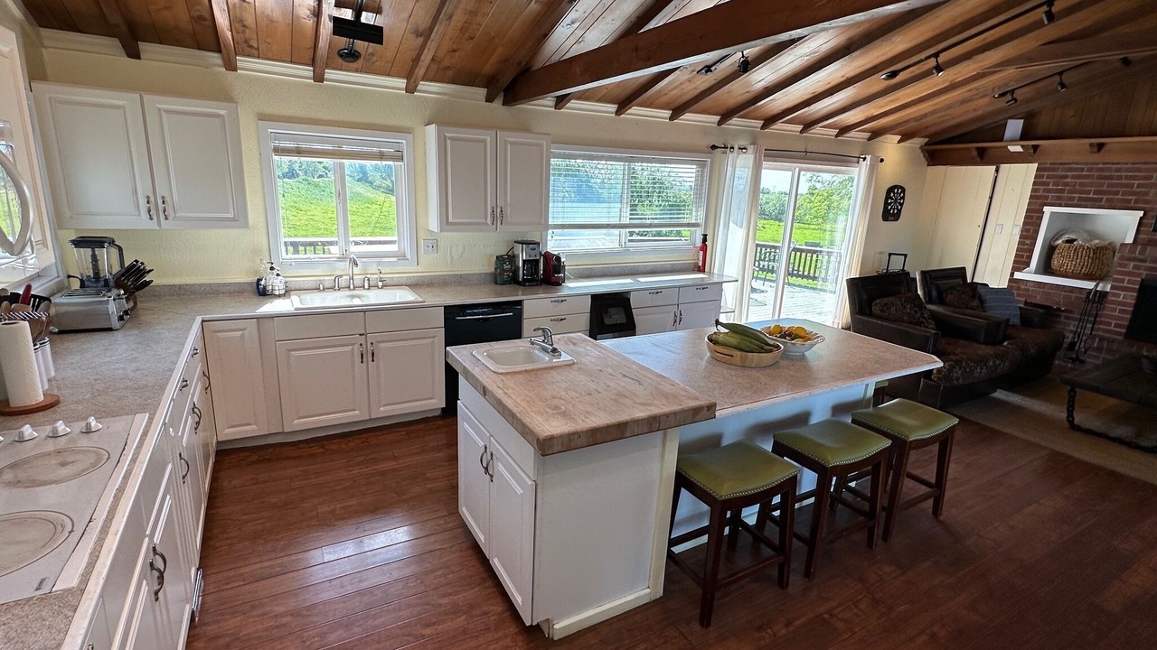 Photo of Kitchen in San Joaquin County