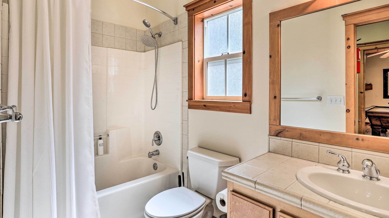 Photo of Bathroom in Lake Arrowhead