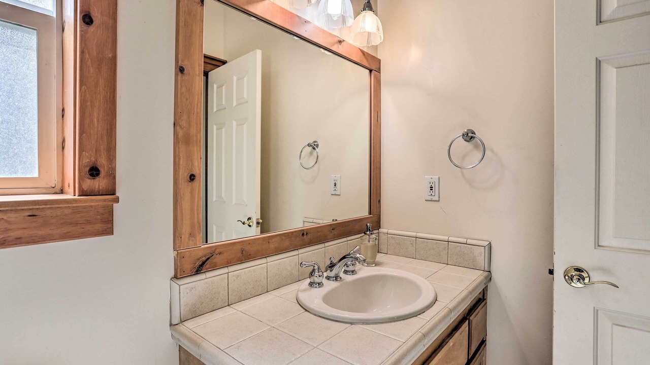 Photo of Bathroom in Lake Arrowhead