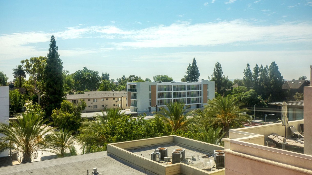 Photo of Patio Balcony in Old Pasadena