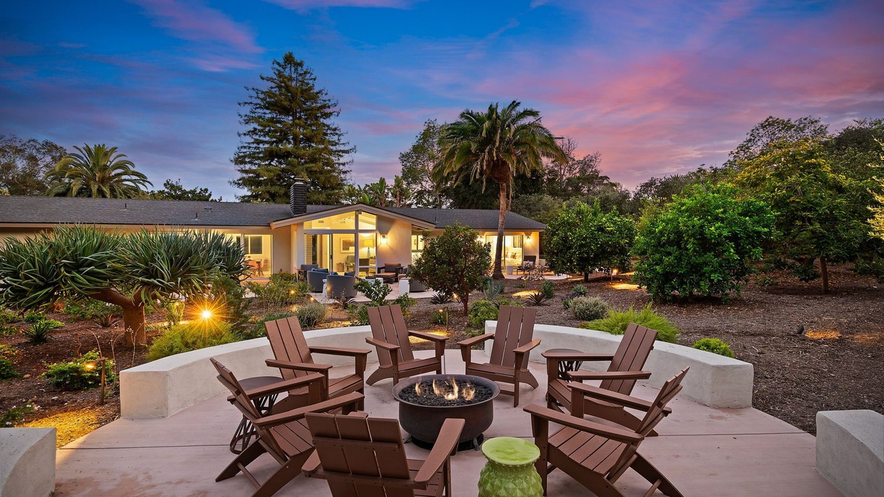 Photo of Patio Balcony in Golden Quadrangle