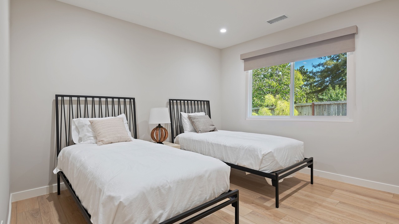 Photo of Bedroom in Golden Quadrangle