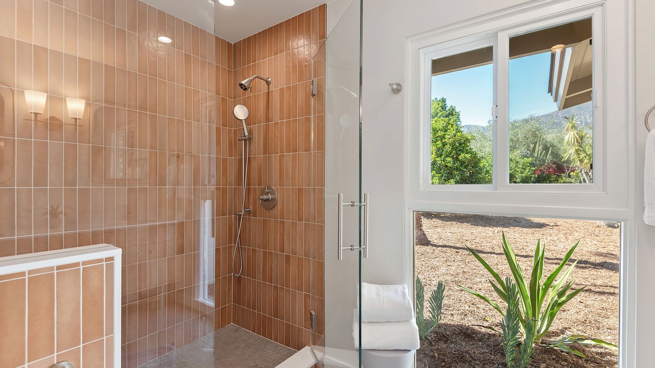 Photo of Bathroom in Golden Quadrangle