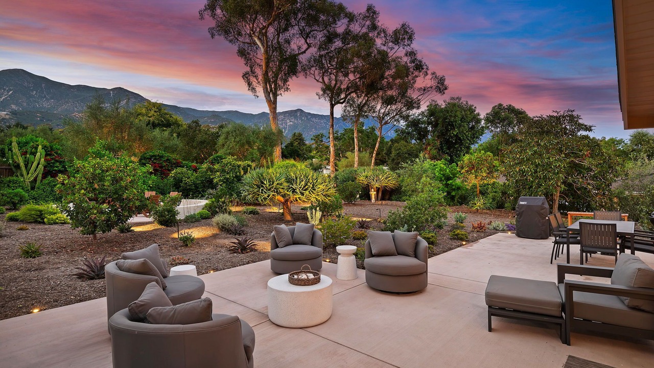 Photo of Patio Balcony in Golden Quadrangle