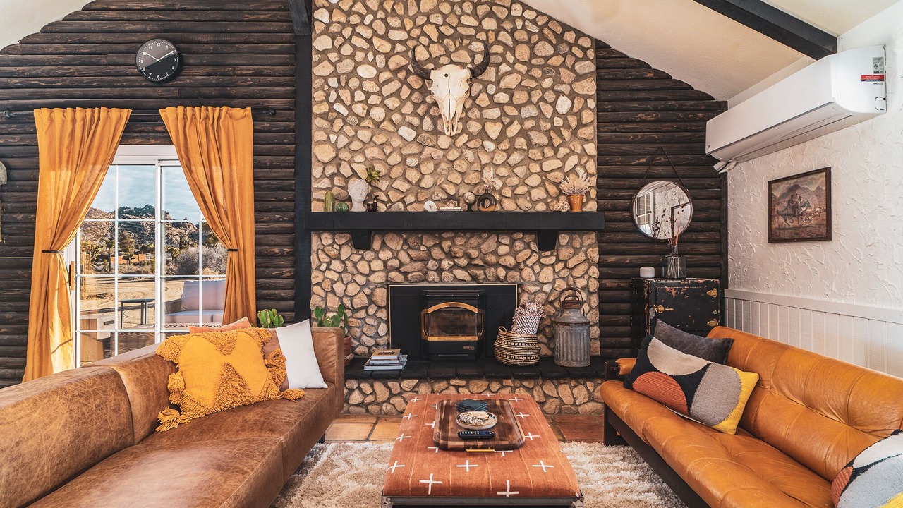 Photo of Livingroom in Pioneertown