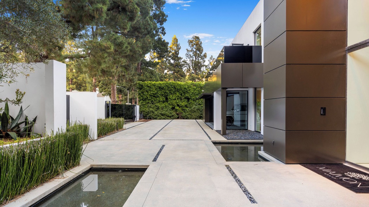Photo of Outdoor in Beverly Hills