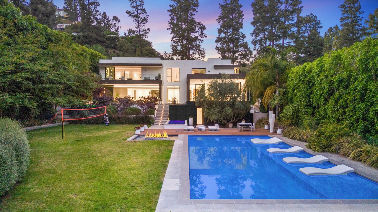 Photo of Outdoor in Beverly Hills