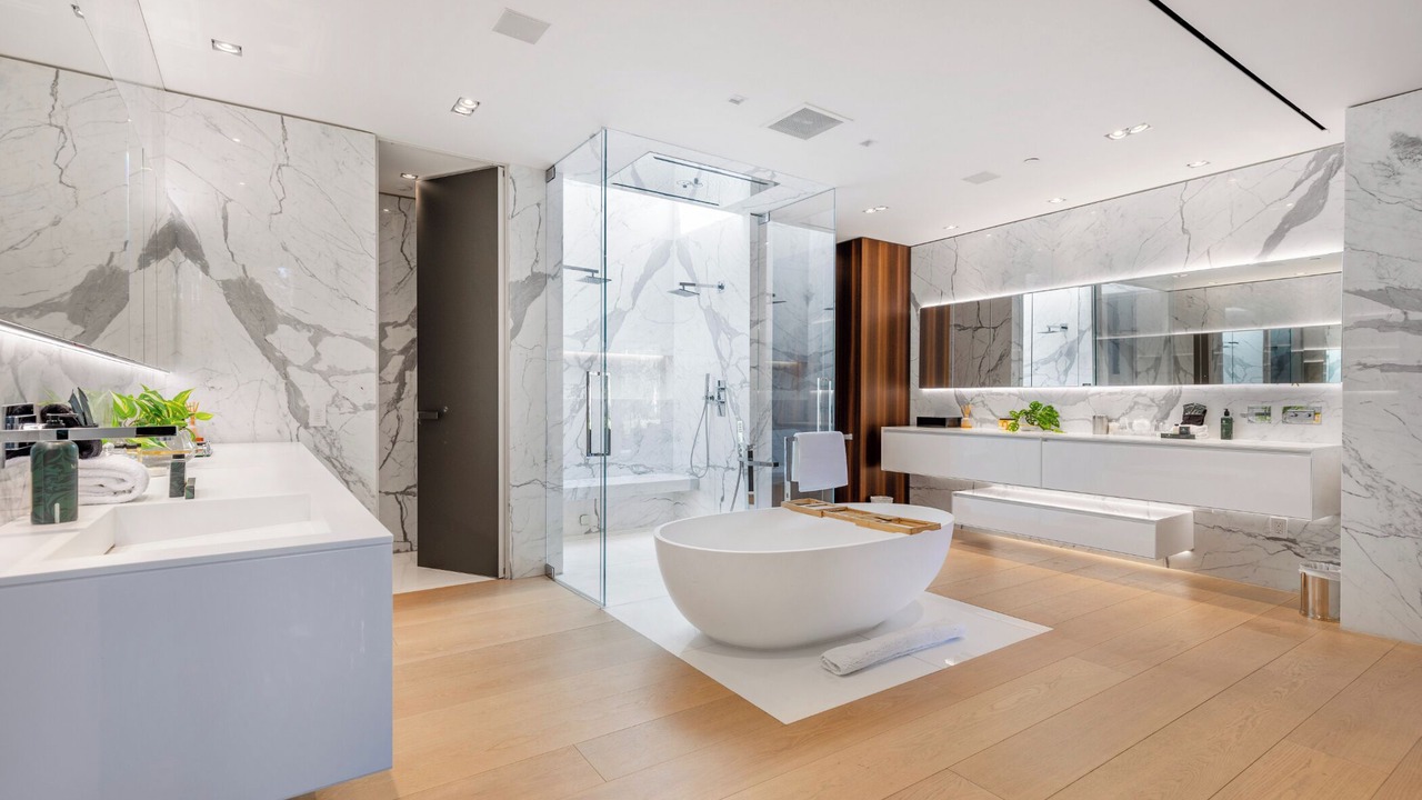 Photo of Bathroom in Beverly Hills