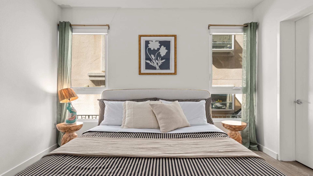 Photo of Bedroom in Carthay Circle