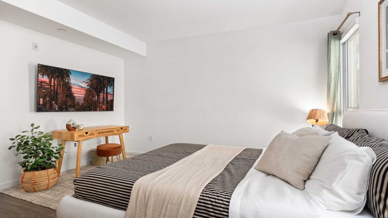 Photo of Bedroom in Carthay Circle
