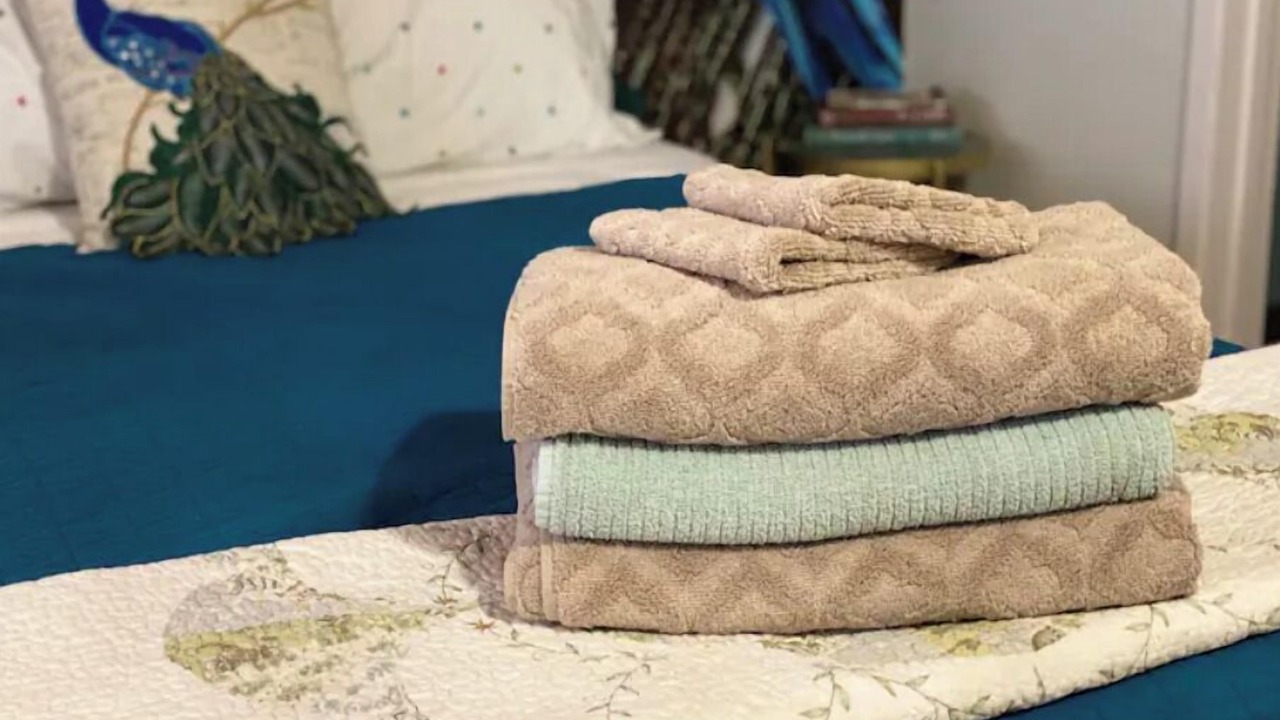 Photo of Bedroom in Running Springs